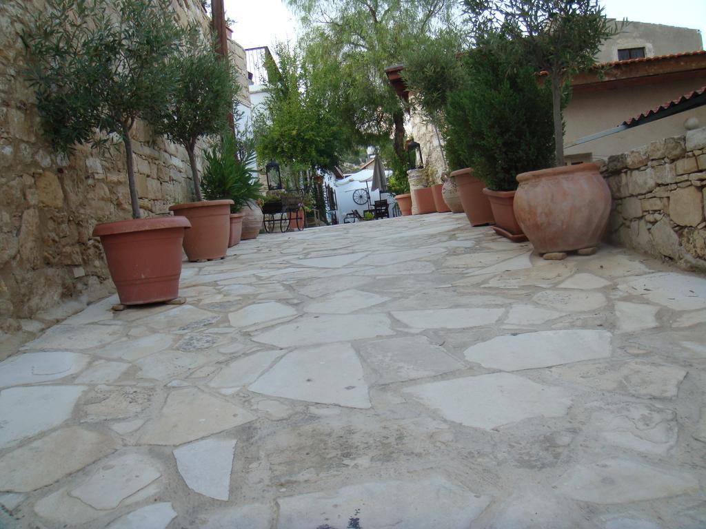 Avalon Village Houses 레메소스 외부 사진