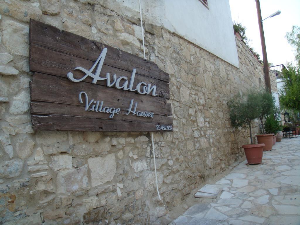 Avalon Village Houses 레메소스 외부 사진