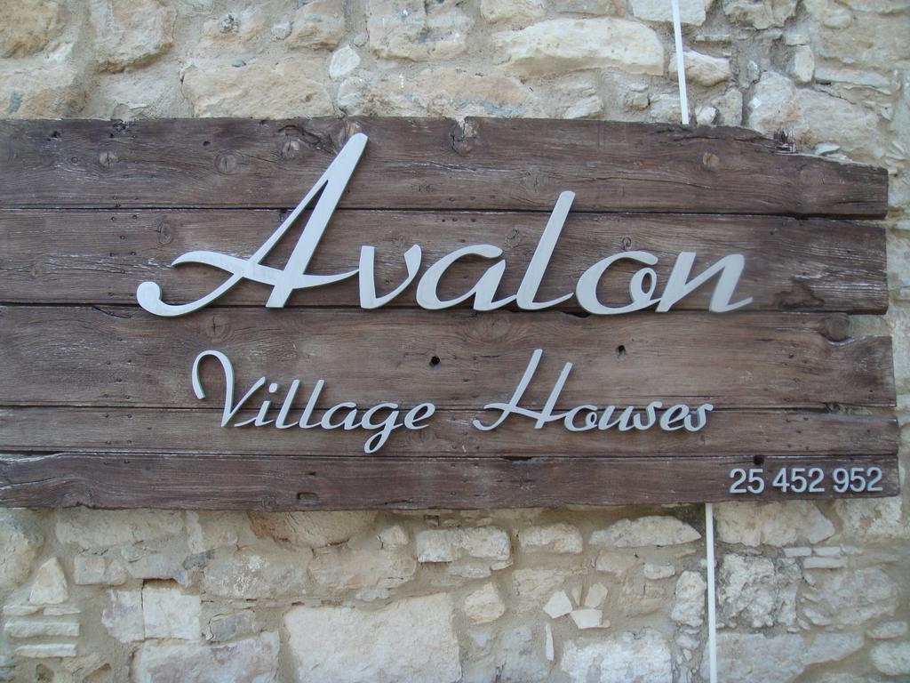 Avalon Village Houses 레메소스 외부 사진